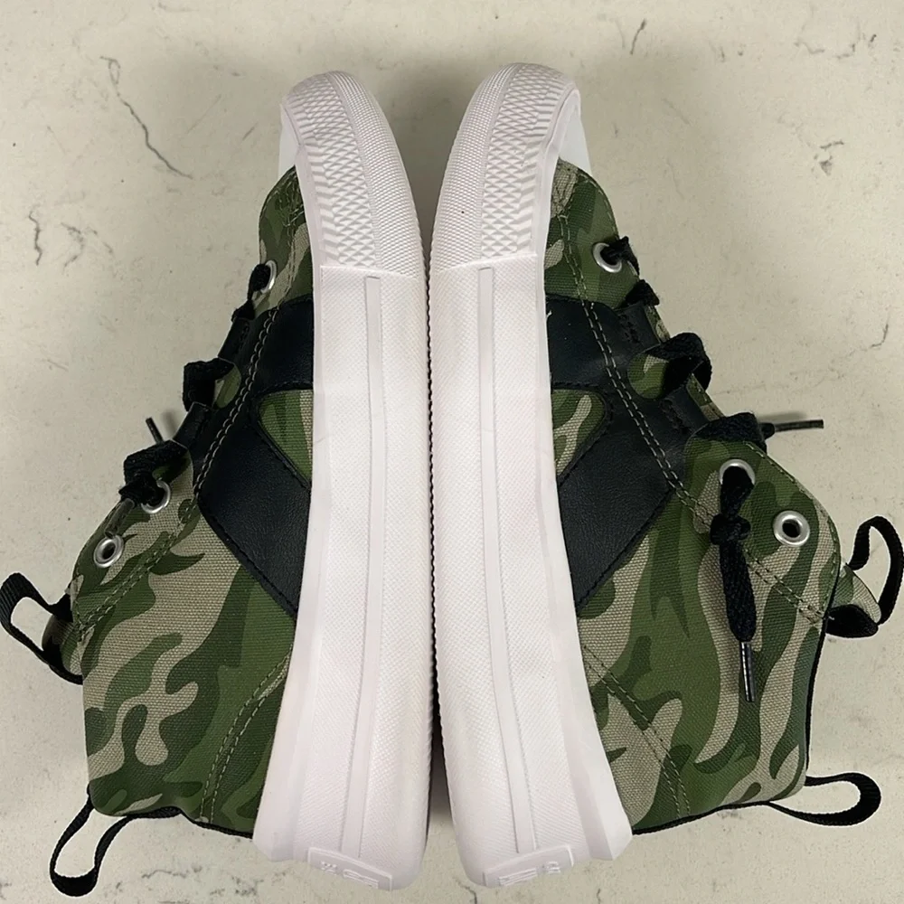 Converse Chuck Taylor All Star Ultra 2 Sneaker - Kids' Size 1 Youth